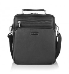 Мъжка черна кожена чанта...