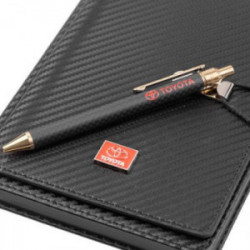 Подаръчен сет от тефтер и...