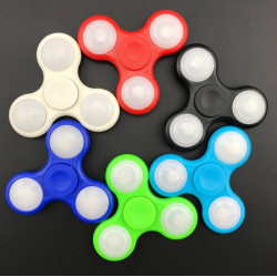 Светещ Fidget Spinner