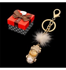 Ключодържател кола злато