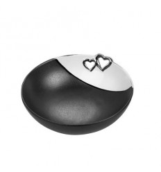 Купа със сърца